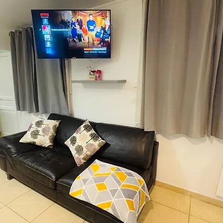 Light Side Self Checkin Available * Sarcelles