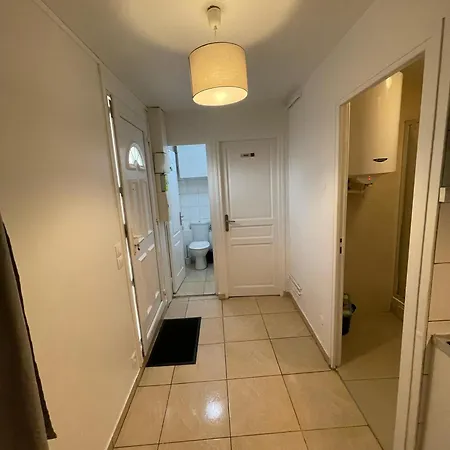 Apartment Light Side Self Checkin Available *