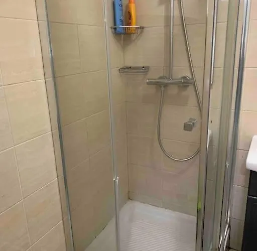 Light Side Self Checkin Available 公寓 *