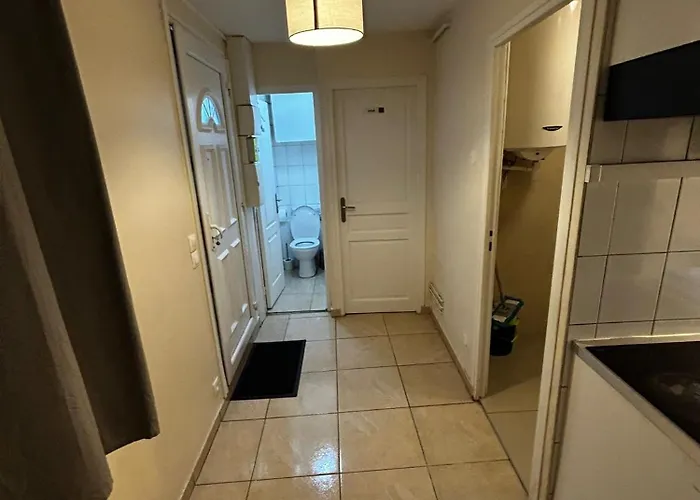 公寓 Light Side Self Checkin Available 萨尔塞勒