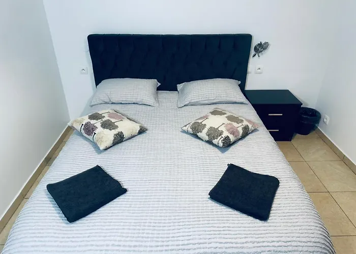 公寓 Light Side Self Checkin Available 萨尔塞勒