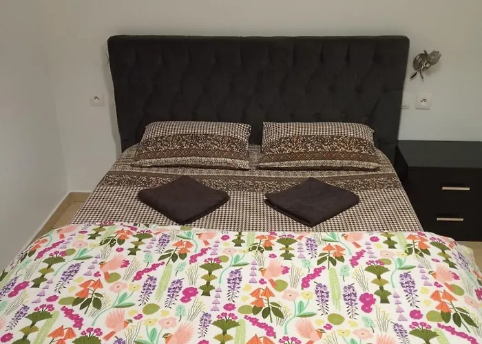 Light Side Self Checkin Available 公寓 萨尔塞勒